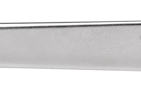 No wonder, since your precise cutting tool is made 100% out of forged and chrome plated steel. This robustness will definitely benefit you in your daily work.