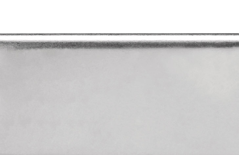 You want to avoid risks wherever possible in your job? That's understandable. A handle without paint minimises the risk of contamination in the production process. No bits of paint can flake off and go where it shouldn't.