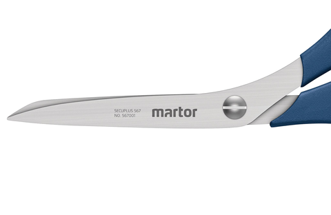 Fast and controlled – you will cut through easily using the SECUPLUS 567 MDP. Fast, thanks to the long cutting edges.  Controlled, as the entire length from the finger opening to the tip can be used as a support surface.
