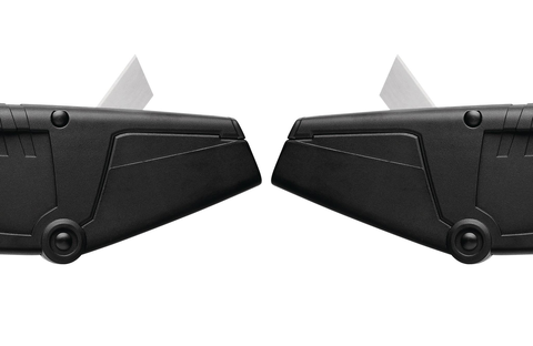 With the left hand or the right? Actually with both! You will need both hands to use the SECUNORM 590. Decide for yourself which hand to use to turn the blade-engaging element, and which hand to use for stabilising. A comfortable grip is the goal.