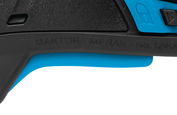 Whether with the right hand or the left hand: you will use the SECUPRO MERAK gladly and effectively. The safety knife is shaped with ergonomics in mind, and the force required to activate and release the lever is appropriately minimal, even at high cutting frequencies.