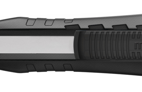 A kéz kímélése érdekében a SECUBASE 383 konzekvens, ergonomikus kialakítást követ. A finoman ívelt nyél kényelmes fogást biztosít, míg a csúszka a rámpának köszönhetően különösen könnyedén mozgatható.