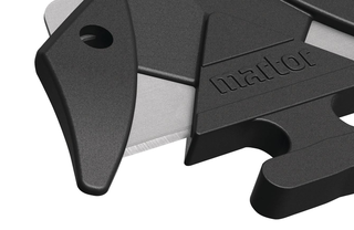 Concealed blade