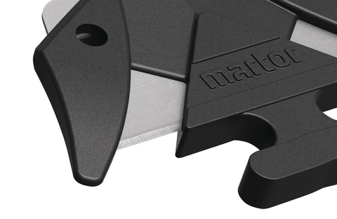 The blade head’s two cutting edges are safely concealed to protect users and goods and are yet capable of safely cutting 2-ply cardboard boxes and much more.