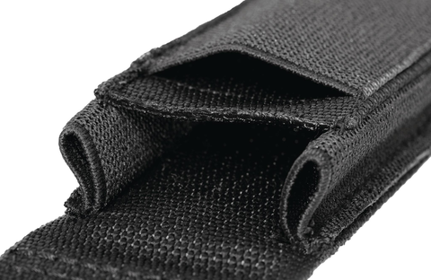 With the MARTOR BELT HOLSTER you will always discover new storage options. A compartment here, a slot there - all designed so precisely to ensure the contents are kept as firmly as necessary while offering you maximum flexibility.