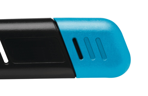 Under the cap also lies concealed an ideal storage place for your spare blades. Cap down, blades in - and always at hand, until needed.