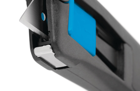 No es necesario evitar el “rozamiento” con el SECUPRO MAXISAFE. Al contrario: está equipado para resistir aún más la fricción debido a la protección metálica ubicada a la salida de la hoja.