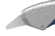 The new, extremely sharp LARGE SPECIAL PURPOSE BLADE NO. 160060 has a 32 mm cutting depth. Ideal for quick and safe cutting of everything from a simple foil bag to multi-layer kraft paper with inliner.